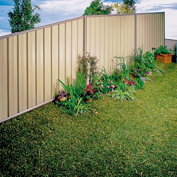 Colourbond Fencing - Residential Fencing - Outdoor World Western Australia