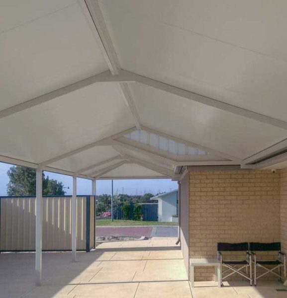 Insulated Roof Patios Image Landscape 2